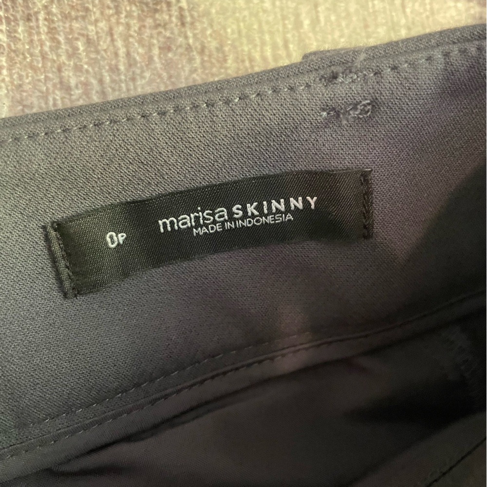 LOFT Petite Grey Marisa Skinny Pant - Size 0P - Picture 5 of 7
